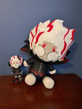 NWT Dandadan Sitting Transformed Okarun Set 14" Plush & 7” Chibi Keychain Round1